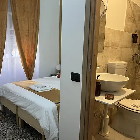 Gold Гостевой дом Генуя