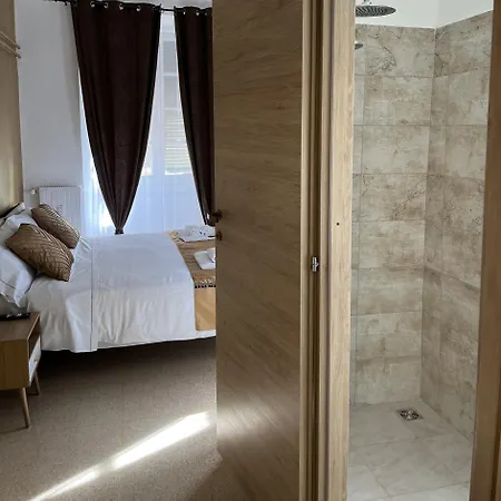 Casa de hóspedes Gold 3*