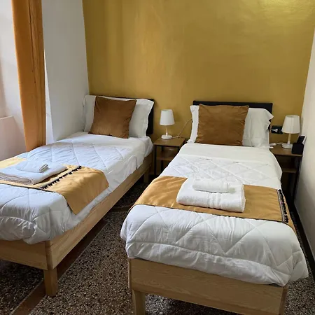 Gold Гостевой дом 3*