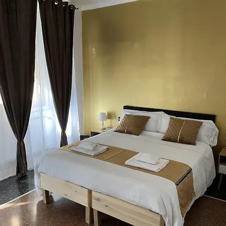 Gold 3* ג'נובה